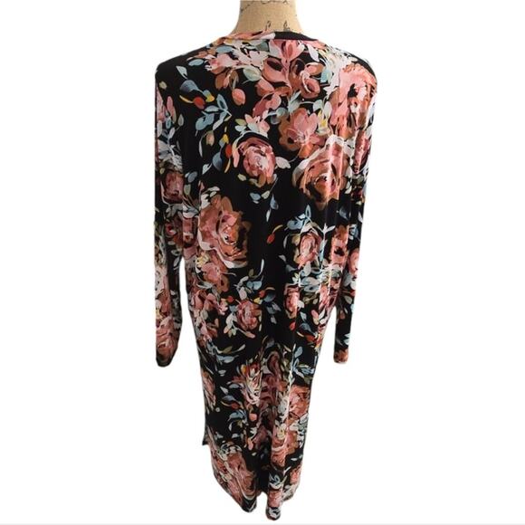 Torrid Floral Black and Pink  Cardigan Open Front Longline Sweater Size 2 - Picture 2 of 11